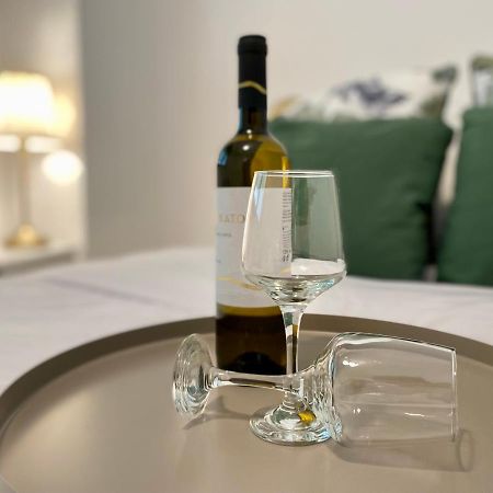 Elia Modern Apartment Atene Esterno foto