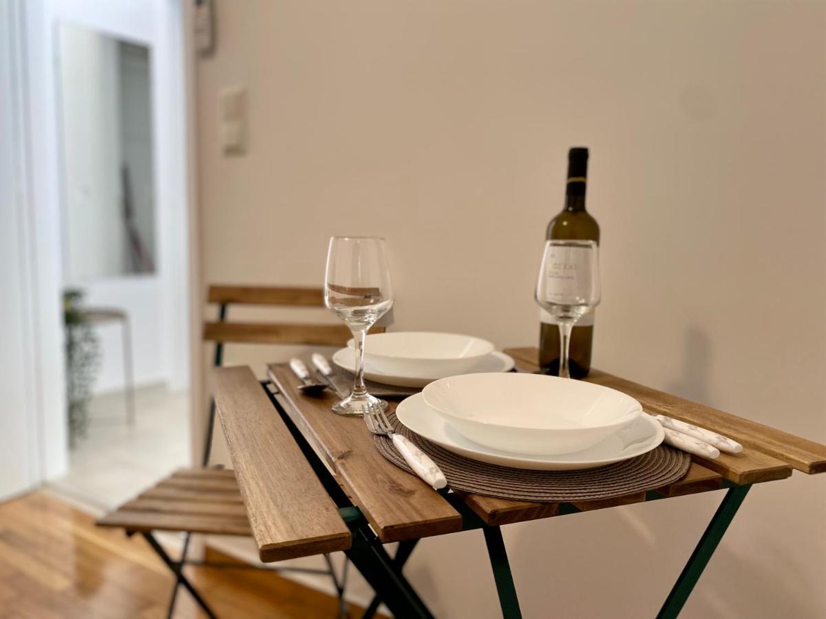 Elia Modern Apartment Atene Esterno foto